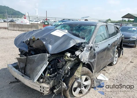 2022 Toyota Highlander Le из США, поврежденный, VIN 5TDBZRBH8NS186848